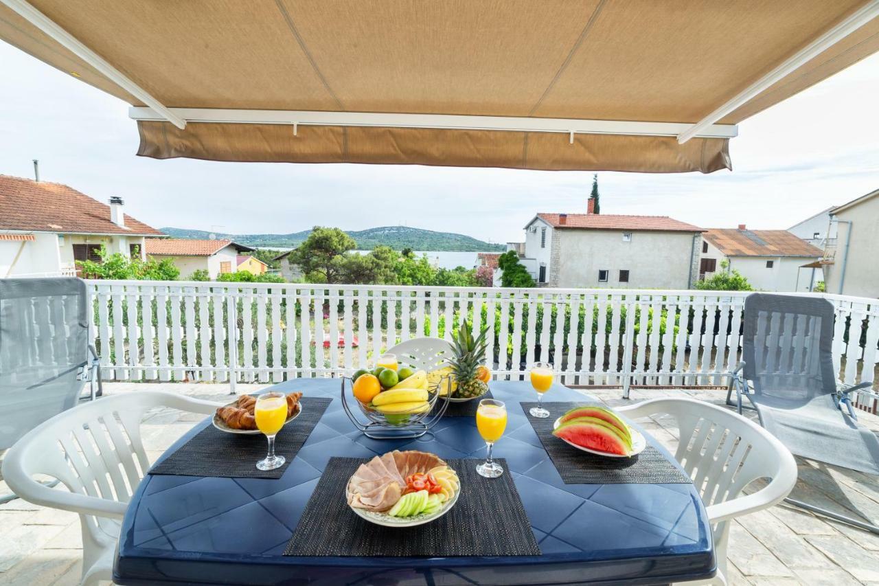 Apartments The Heart Of Croatia Пировац Екстериор снимка